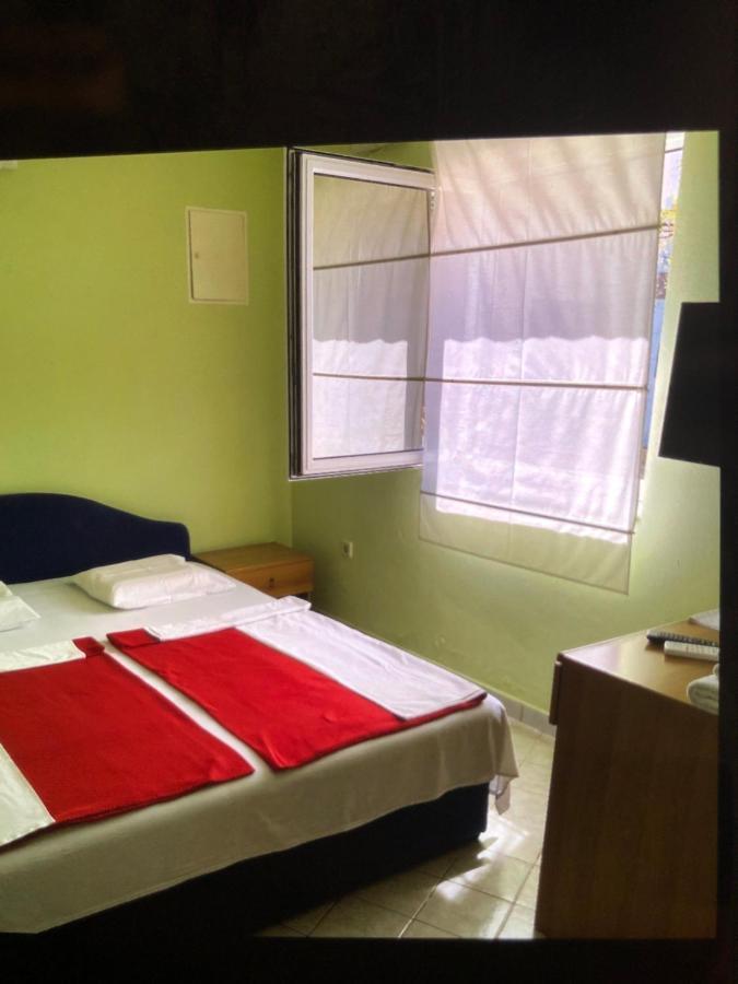 Sobe Kod Bakija Hotel Karlobag Buitenkant foto