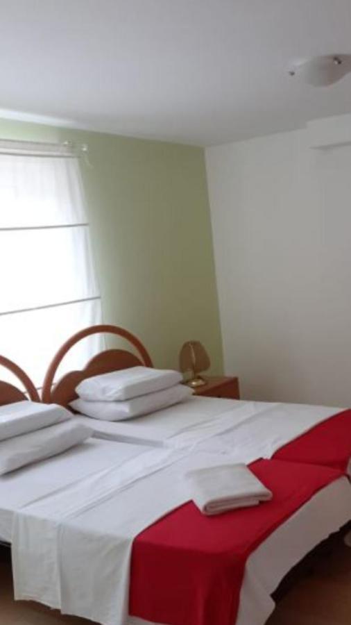 Sobe Kod Bakija Hotel Karlobag Buitenkant foto